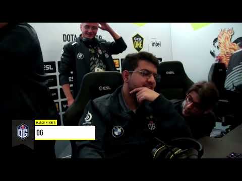 Ceb giving Ammar motivation 'coz he doesn't look too happy