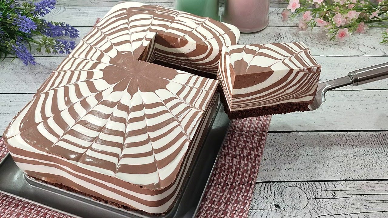 Schokoladenkuchen mit Joghurtmousse