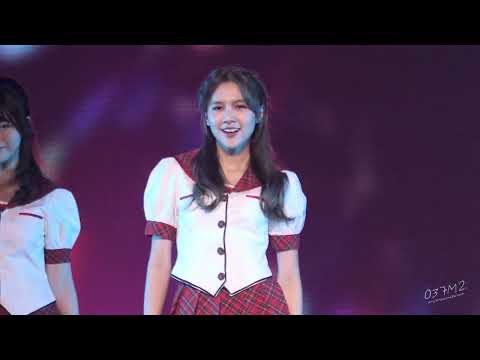 BNK48 Namneung - Skirt, Hirari @ BNK48 12th "Believers" FIRST PERFORMANCE [Fancam 4K 60p] 220828