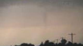 preview picture of video '2004 June 11 Pilot Mound-Ridgeport, IA Tornado (part 5 of 5)'
