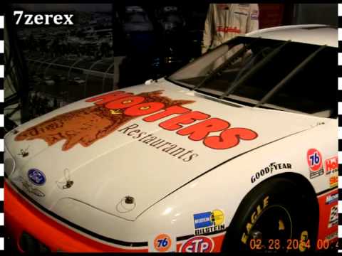 1992 #7 Hooters Ford Thunderbird Phoenix International Raceway 3-2-2014