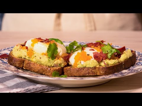 Súper Tostadas con Mousse de Palta y Huevo Poché | Samsung