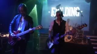 FJELDING: "Shadows" - live at Utopia stage orange in netherlands