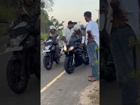 පදින්න ආසාවට අරන් ගියා වෙන්න බැරිද 😓 #bmwbike #bmws1000rr #bike