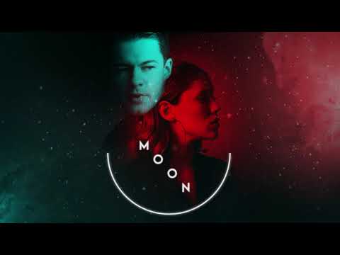 Mark Les & Monique -  Intro