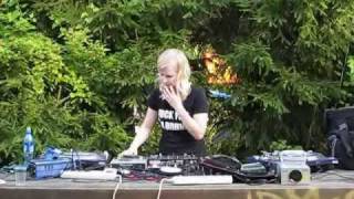 DJ JanaDark at Island of Live