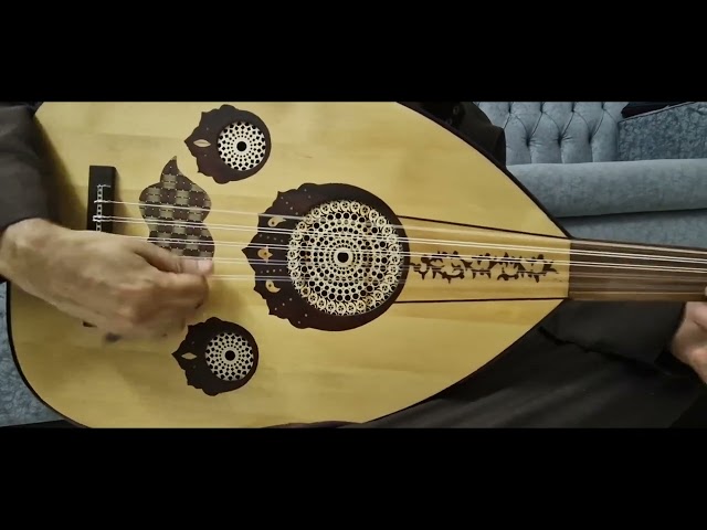 عود موسيقي - بنداري 1022