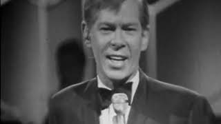 Johnnie Ray - Walking My Baby Back Home (1968)