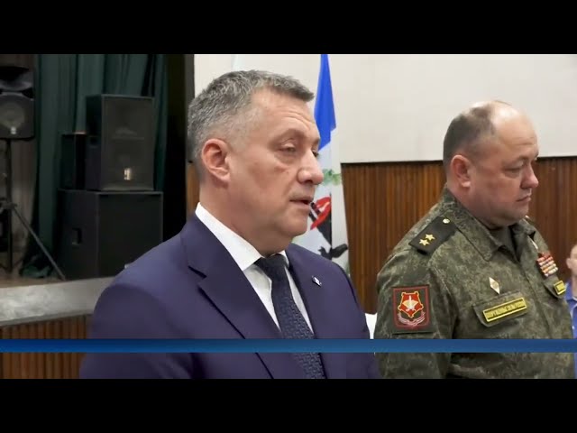 Государственные награды РФ вручили бойцам, которые находятся на реабилитации в военном госпитале Иркутска