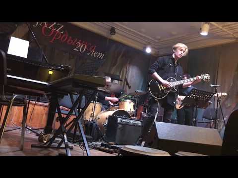 Dmitry Rumyantsev fusion pig (cover F. Dosumov)