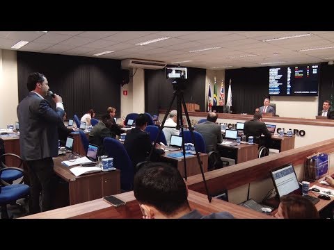 Assuntos polêmicos são discutidos na Câmara