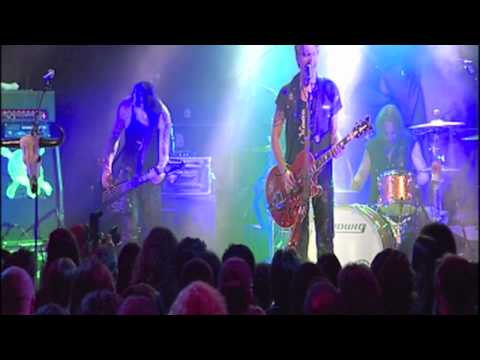 DEZPERADOZ - Riders On The Storm