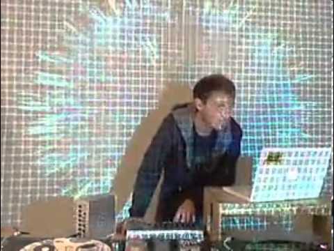 Plug and Lay: Pakt, visuals by THIEF - RTS.FM.121111