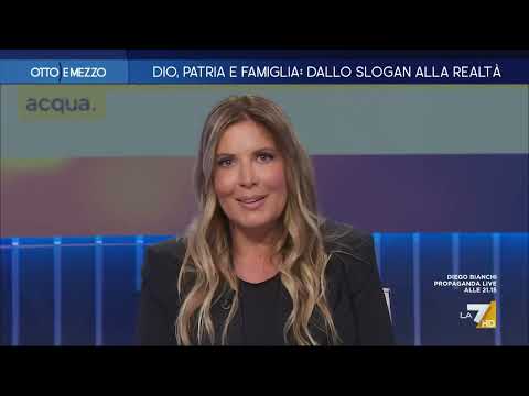 Meloni lascia Giambruno, il commento di Selvaggia Lucarelli: "Le ha fatto fare una figura ...