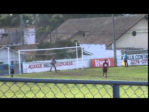 Penalti Marlinho Matador do Juventus Campo Comprido      Semi Final Copa Kaiser 2014