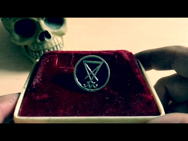 Vídeo relacionado con OIDEA Anillo Lucifer Satan Hombre: Diablo Símbolo Sello Anillos de Cruz Joyería Gótica Talla 14 Dos Piezas - Para Uso Diario Regalo