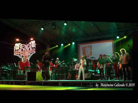 download lagu mp3 mp4 Earth And Fire Tribute, download lagu Earth And Fire Tribute gratis, unduh video klip Earth And Fire Tribute