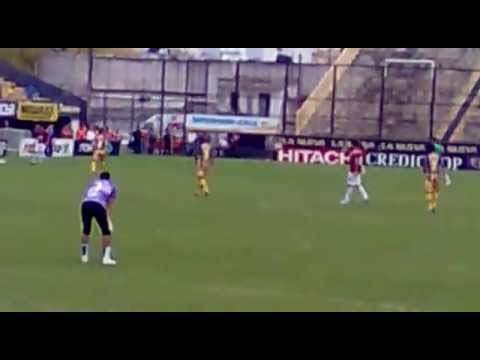 "atlanta vs acassuso 27/4/2013" Barra: La Banda de Villa Crespo • Club: Atlanta