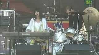BAT FOR LASHES - The Bat&#39;s Mouth (live) DAYDREAM FESTIVAL