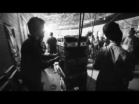 3 Roots'n Dub Meeting // Indy Boca playing Bredrin Record - Apostie