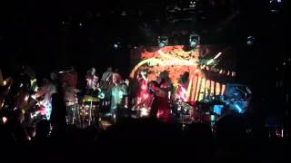 The Polyphonic Spree - A Long Day Continues / We Sound Amazed (Live @ El Rey Theatre, 11/20/15)