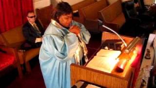 pt.2~~ "Pastor Queenie Clark~~10/11/11~A safe landing~~Job 13:15