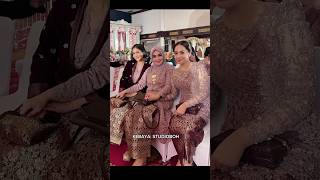 Download lagu Kebaya mama gigi  From: Studioboh #kebayamodern #kebayanusantara #kebayapesta  #nagitaslavina mp3