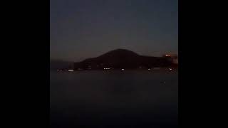 Lago Maggiore di sera, dal centro di Arona. Bella vero