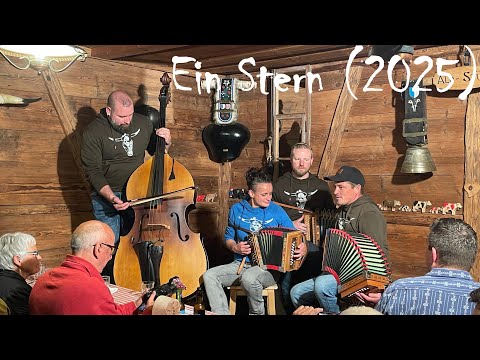 s'Chochä mit Schwyzerörgeli,  Adi Zurkirchen  & Martin Vogel - Ein Stern (2025) Cover 
