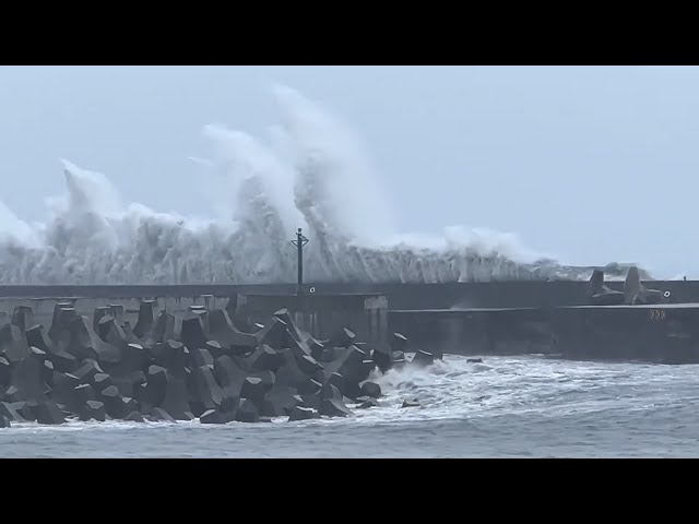 Typhoon Podul brings 155 kph gusts to Orchid Island