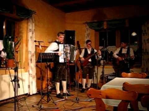 Musikantenstammtisch bei Friedl Lazarus im Landgasthof Lazarus in Mooskirchen. MVI_5577-3.AVI