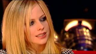 Avril Lavigne   Popworld Stupid Interview 31 03 2007 legendado