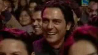 Farhan Akhtar Life Performance in 54th Idea Filmfare Awards 2008