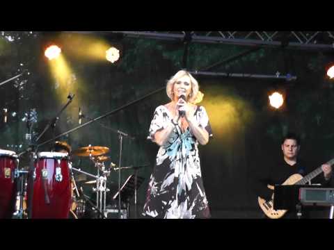 Helena Vondráčková - Neuč slunce hřát