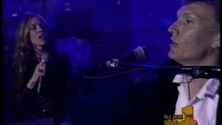 Steve Winwood & Sheryl Crow - "When Something Is Wrong With My Baby" (LIVE)