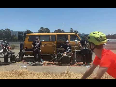 Facekicker video