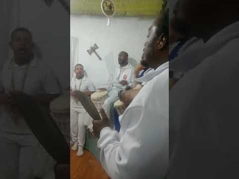 jeje vodun nago Carlos Eduardo renan cardoso e maicon tocando a sogbo em Rio grande