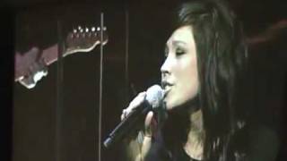 Everyone Needs A Little - Kari Jobe - Legendado