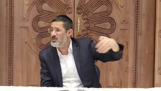 כל מה שצריך לדעת על פורים!! הרב יוסף חיים גבאי שליט"א (הרב יוסף חיים גבאי) - התמונה מוצגת ישירות מתוך אתר האינטרנט יוטיוב. זכויות היוצרים בתמונה שייכות ליוצרה. קישור קרדיט למקור התוכן נמצא בתוך דף הסרטון