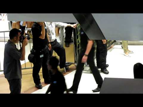 FANCAM 120216 Skip Beat Fansign - Arriving