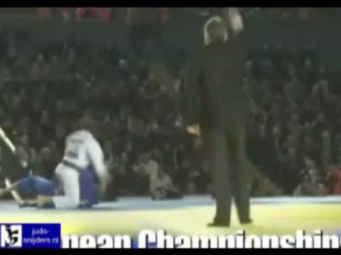 Judo 2009 Tbilisi: Dex Elmont (NED) - Volodymyr Soroka (UKR) [-73kg]