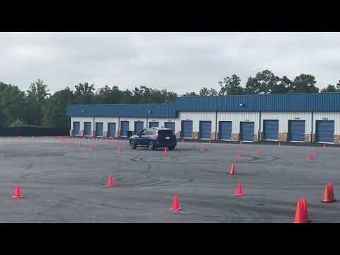 BMW X3 M40i handling on the slalom course.