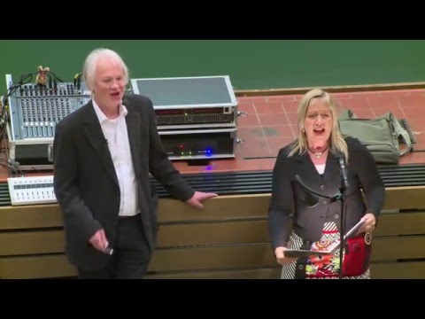 Hallelujah - Regina Klepper sings along with atomic nuclei