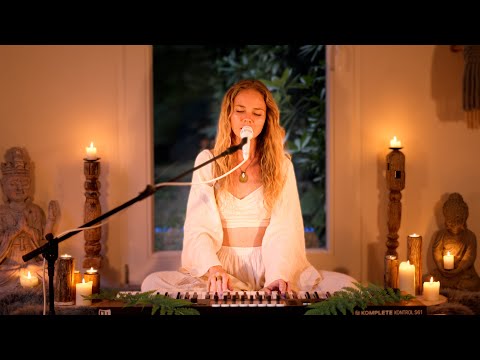 Heavenly Frequencies - Sound Healing Ceremony (1 hour) - Angelic Music