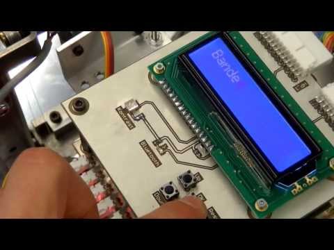 Erste Gehversuche unseres Roboters "Trygonus" (Team 01 NTB Buchs Systemtechnik 2013)