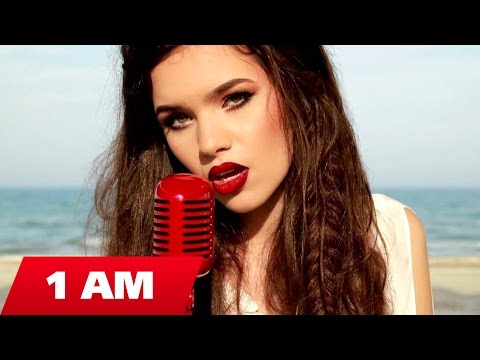 Aniri – Pillowtalk Video Aniri – Pillowtalk Video