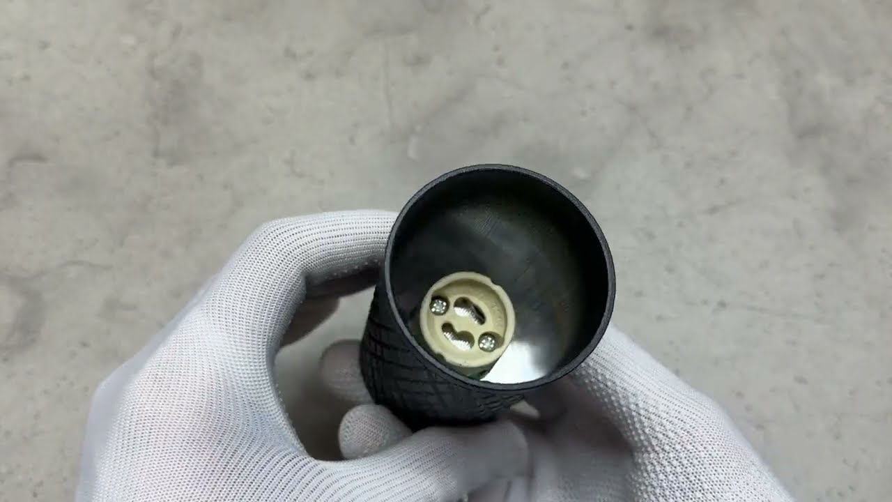 Світильник під лампу SPF02A GU10 накладний чорна призма (VL-SPF02A-BP)