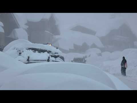 Chaos in France Today! 3 Meters of Super Snow Storm Buries Many Homes, Cars in Alps