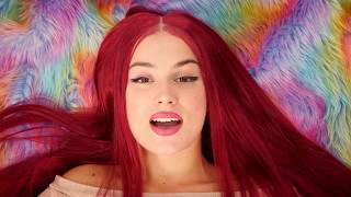 Con los Ojos Vendaos Music Video