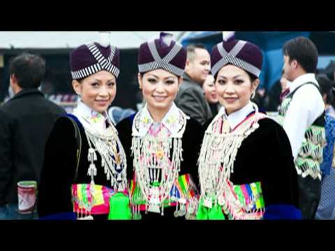 Wb Rooj Tshoob Mo Xab (Hmong song)